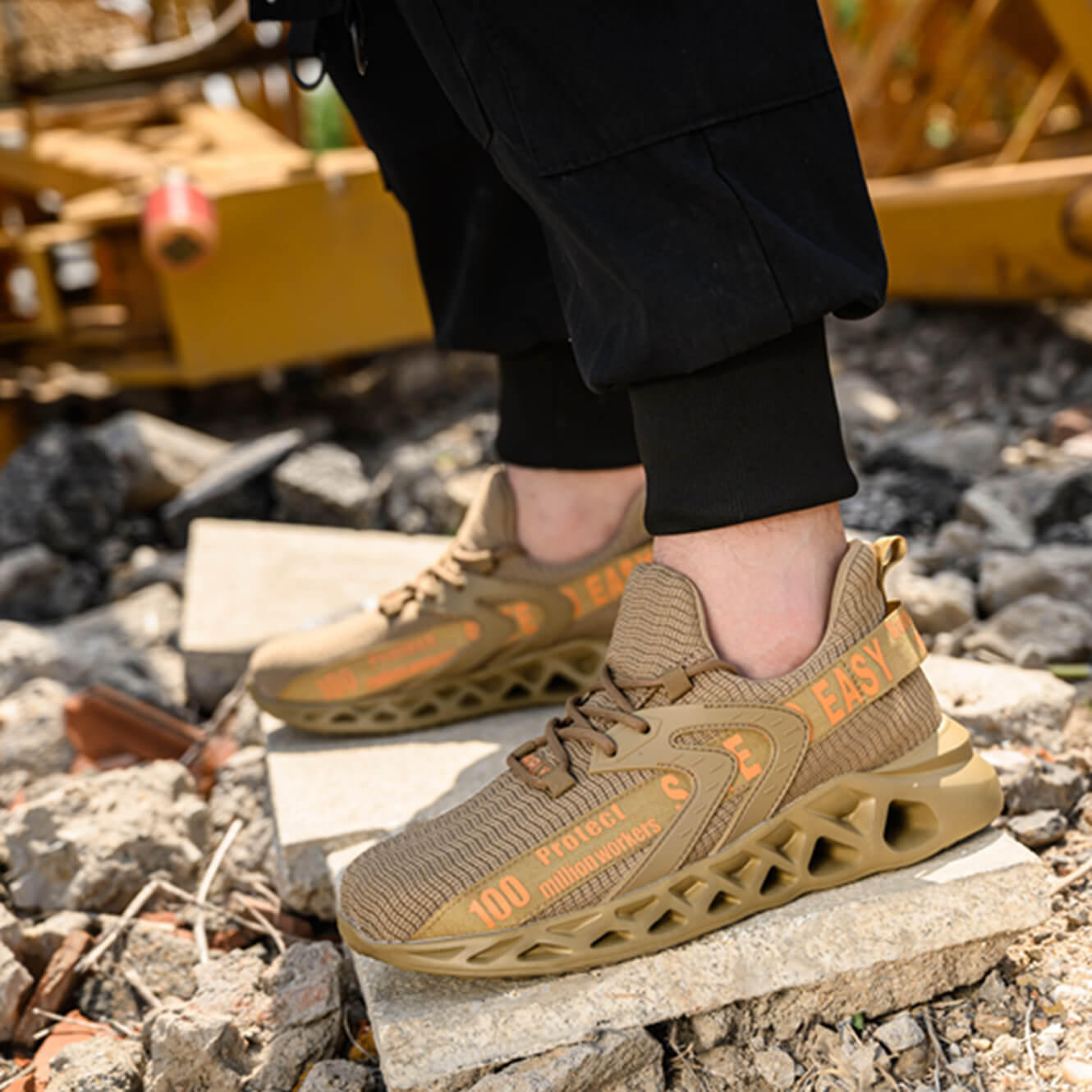 QD Steel Toe Stylish Work Sneakers