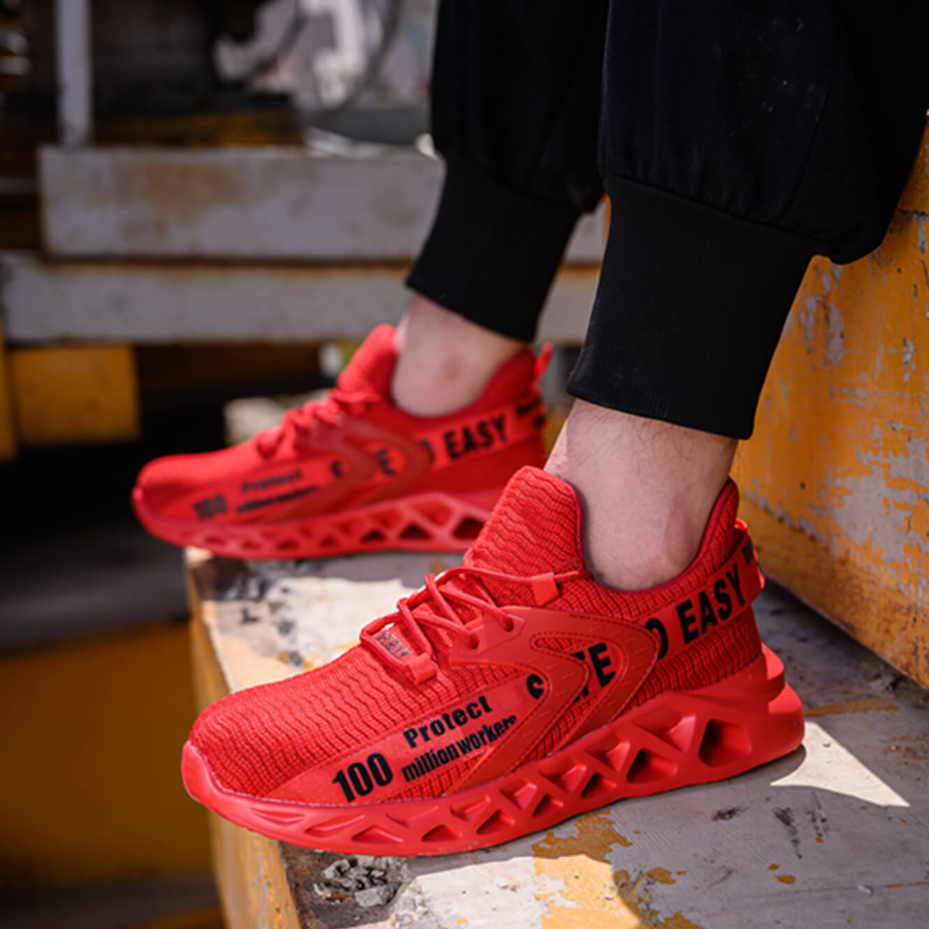 QD Steel Toe Stylish Work Sneakers