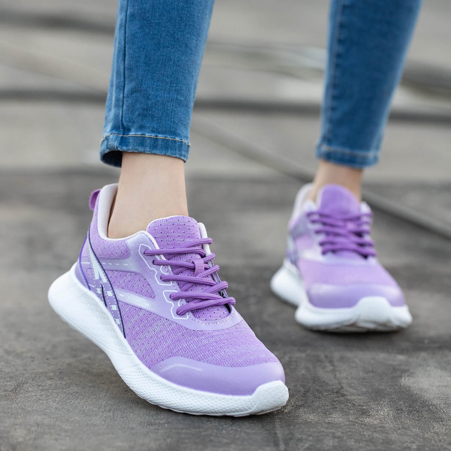 Women's Lightweight Steel Toe Work Sneakers